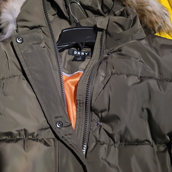 Faux Fur Trim Hood Puffer JacketDKNYC - Picture 3 of 11